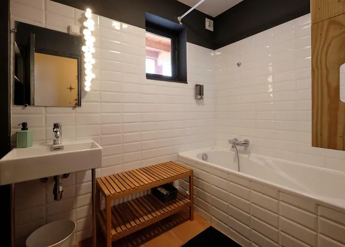 Melina - Dans Les Remparts De La Bastide Avec Parking Et Terrasse *