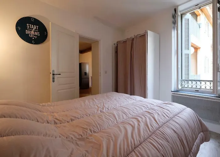 Melina - Dans Les Remparts De La Bastide Avec Parking Et Terrasse Carcassone